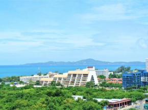 Sea view studio apartment Jomtien beach condominium A3